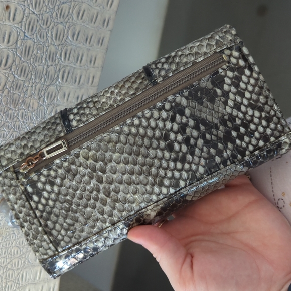 Guess wallet - Picture 4 of 4